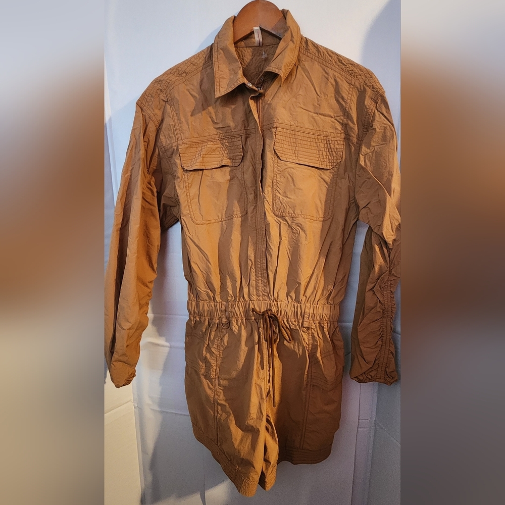 FREE PEOPLE MOVEMNET In The Wild Shortsie - Toasted Almond SZ SMALL NWOT